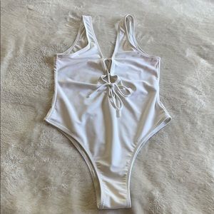 White Tie Up Bodysuit / One piece